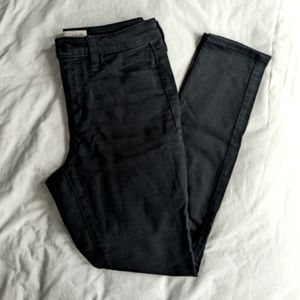 Universal Thread High Rise Skinny Jean